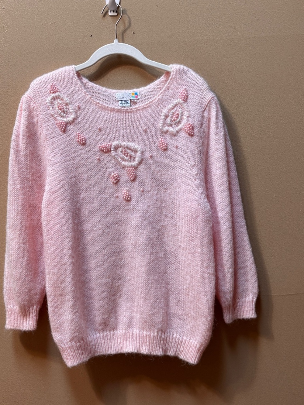 Claudia Barnes Pale Pink Embroidered Beaded Wool Long Sleeve Sweater Size M